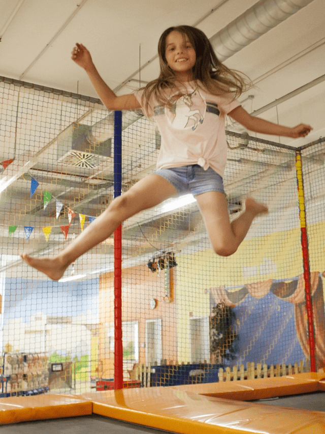 5 Ways Trampolines Make Kids Stronger