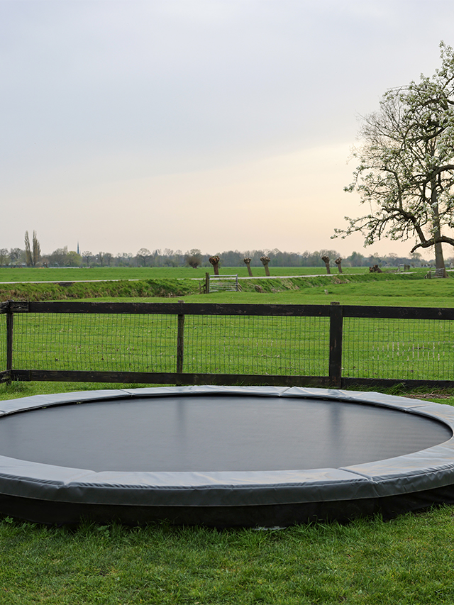 How To Maximise the Durability Of Your Trampoline
